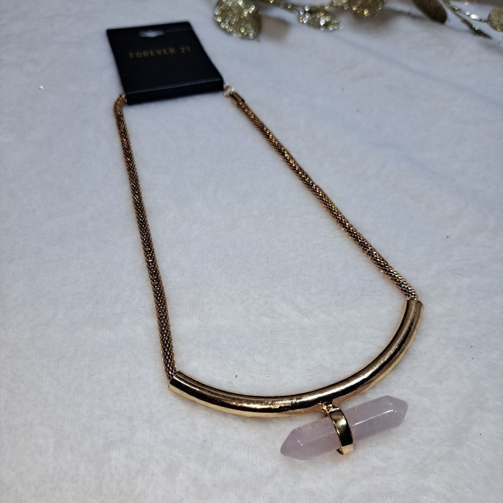 Nwt Forever 21 Rose Quartz Necklace 7$